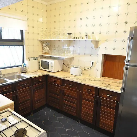 E&m House Aldeamento Do Levante Iii Поршеш