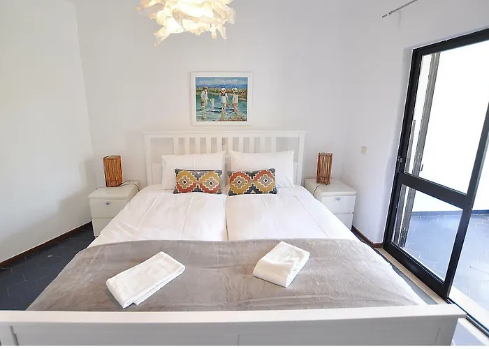 E&m House Aldeamento Do Levante Iii * 포르체스